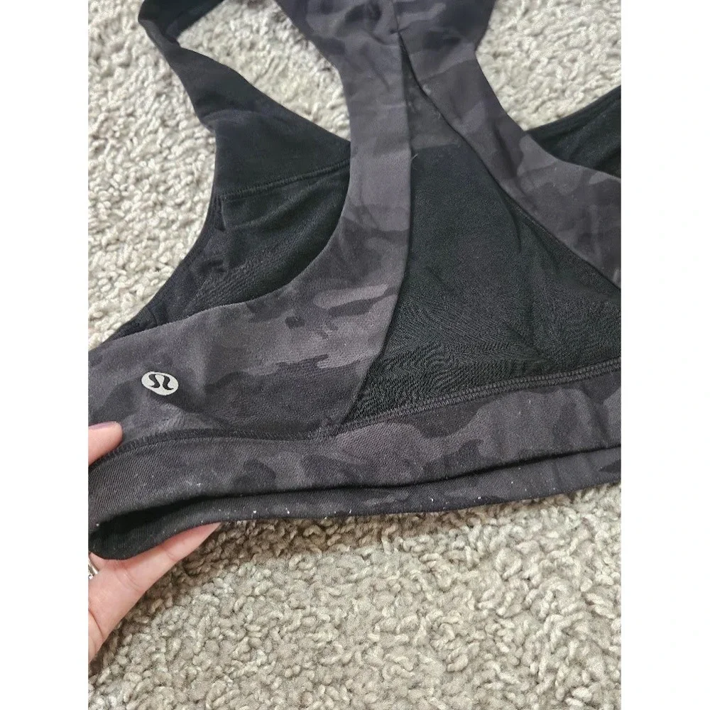 Lululemon Invigorate Sports Bra Black Camo Racerback Mesh Women Size 8